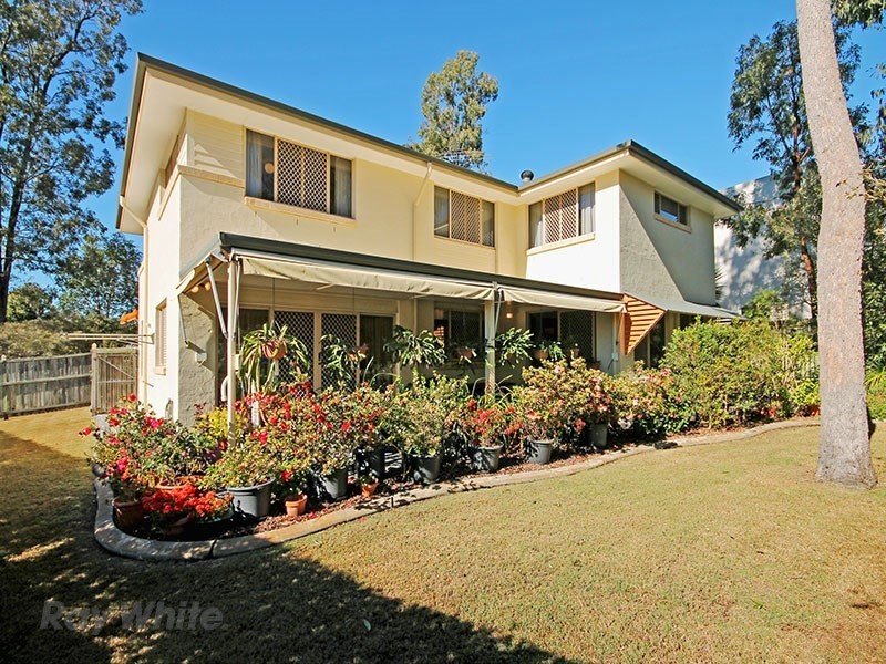 23 Edenbrooke Drive, Sinnamon Park QLD 4073