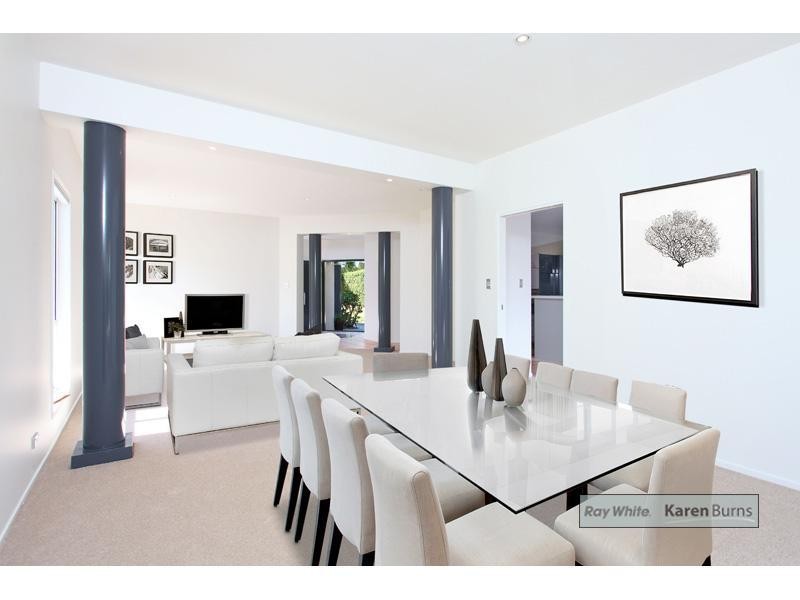 76 Kintyre Street, Brookfield QLD 4069