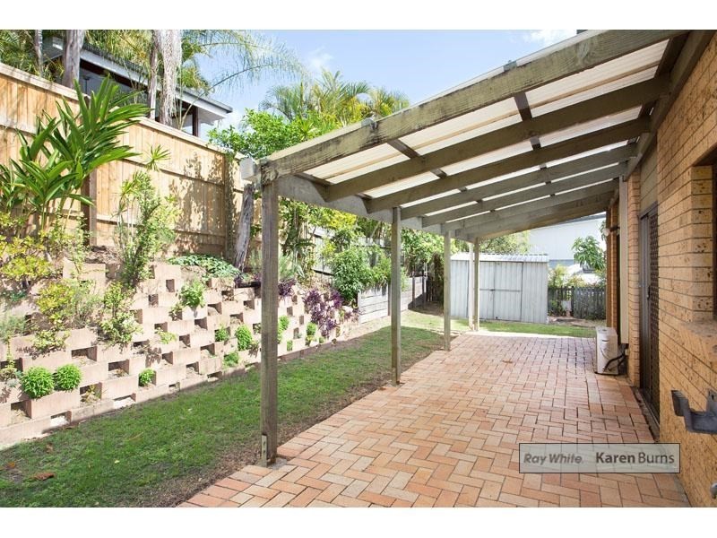 20 Marmindie Street, Chapel Hill QLD 4069