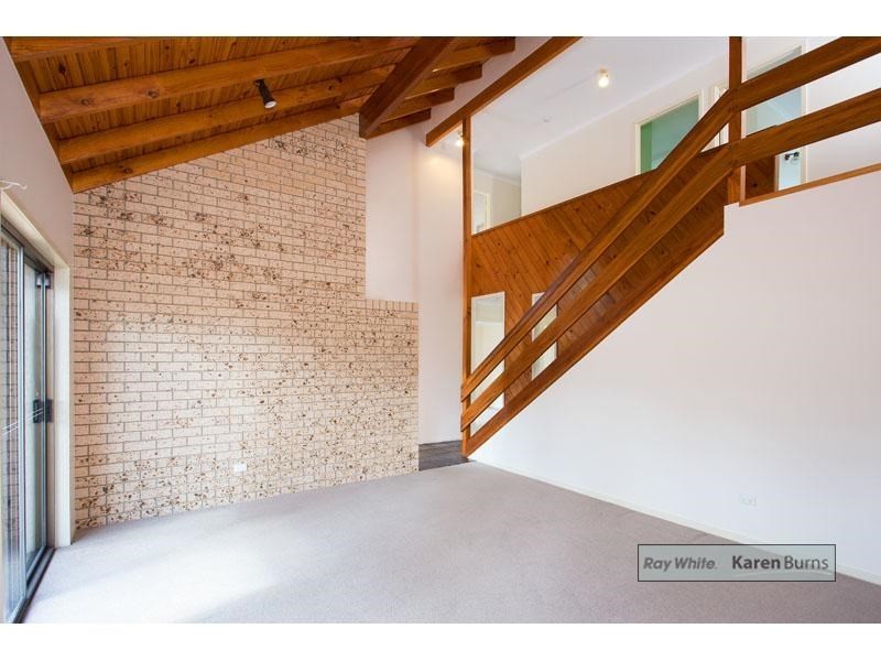 20 Marmindie Street, Chapel Hill QLD 4069