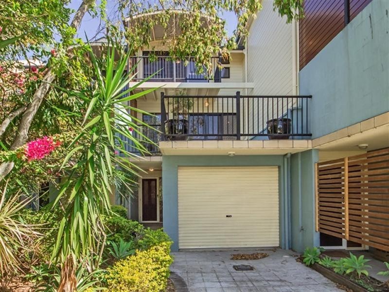 3A Bellevue Parade, Taringa QLD 4068