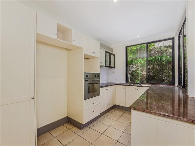 3A Bellevue Parade, Taringa QLD 4068