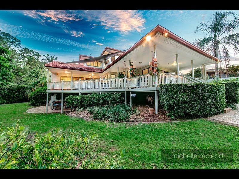 78 Hakea Crescent, Chapel Hill QLD 4069