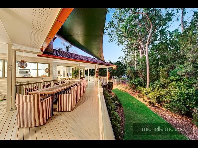 78 Hakea Crescent, Chapel Hill QLD 4069