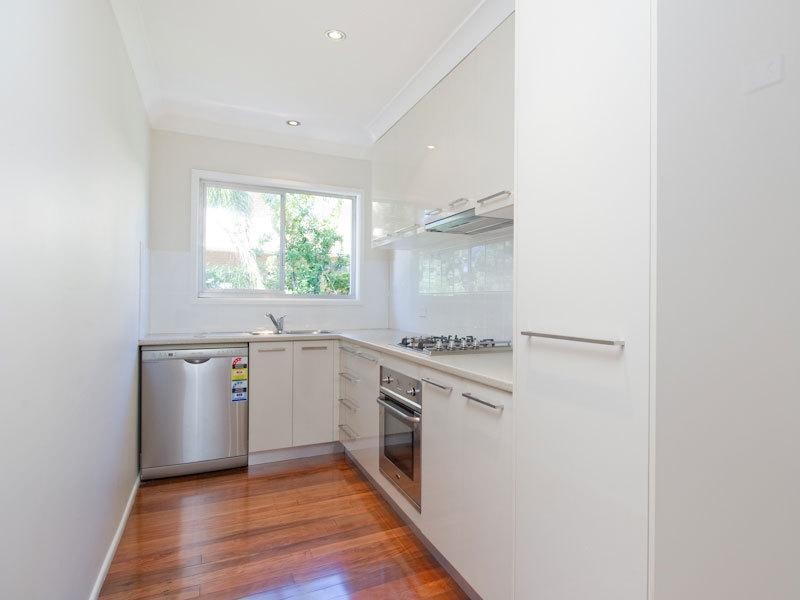 2/12 Terrace Street, Toowong QLD 4066