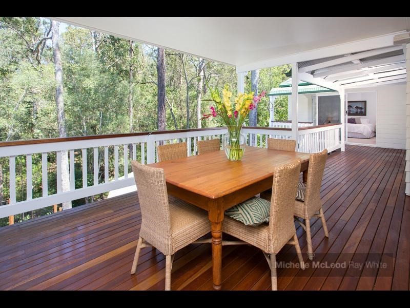 71 Maculata Drive, Chapel Hill QLD 4069