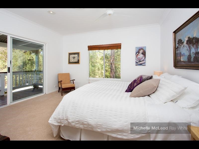 71 Maculata Drive, Chapel Hill QLD 4069