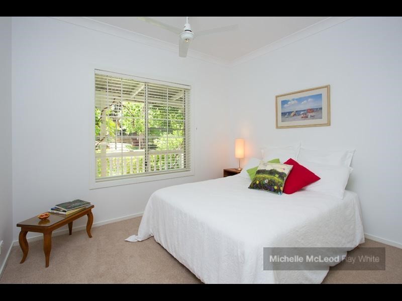 71 Maculata Drive, Chapel Hill QLD 4069