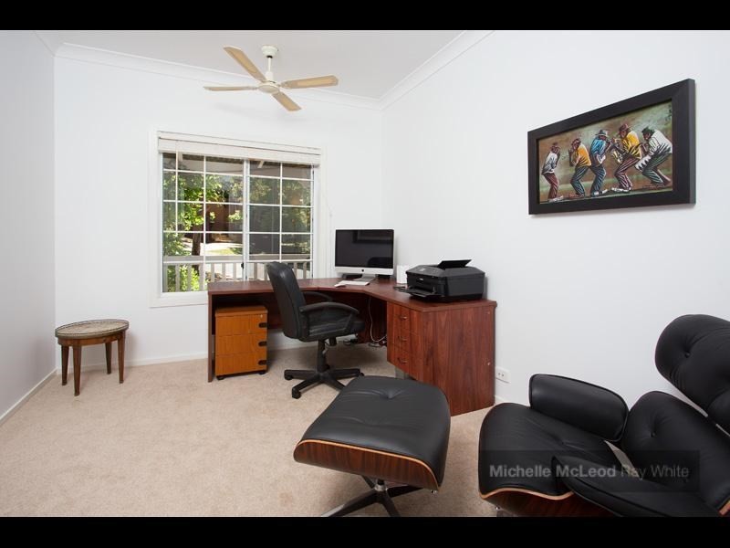 71 Maculata Drive, Chapel Hill QLD 4069