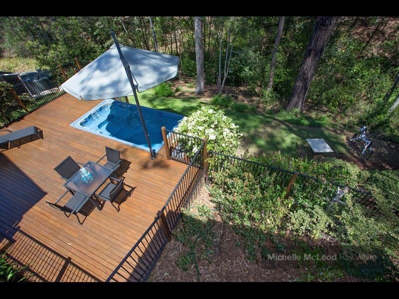 71 Maculata Drive, Chapel Hill QLD 4069