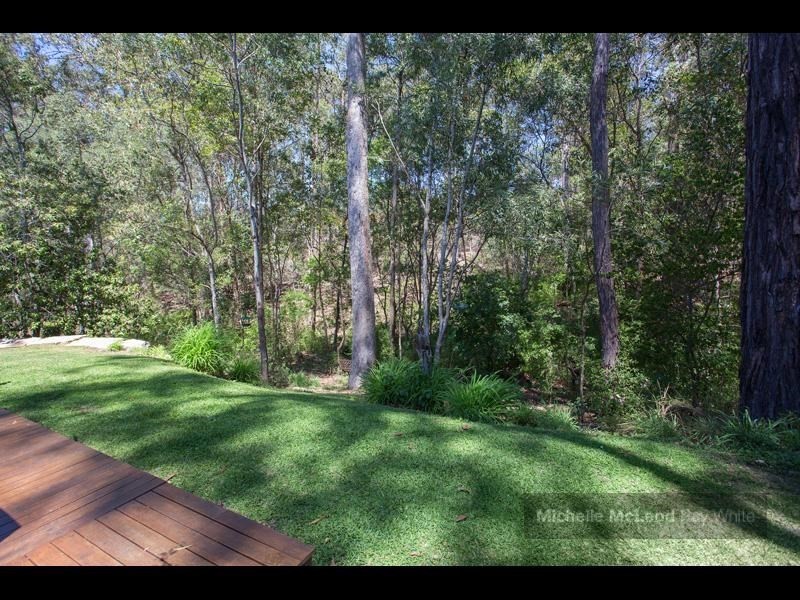 71 Maculata Drive, Chapel Hill QLD 4069