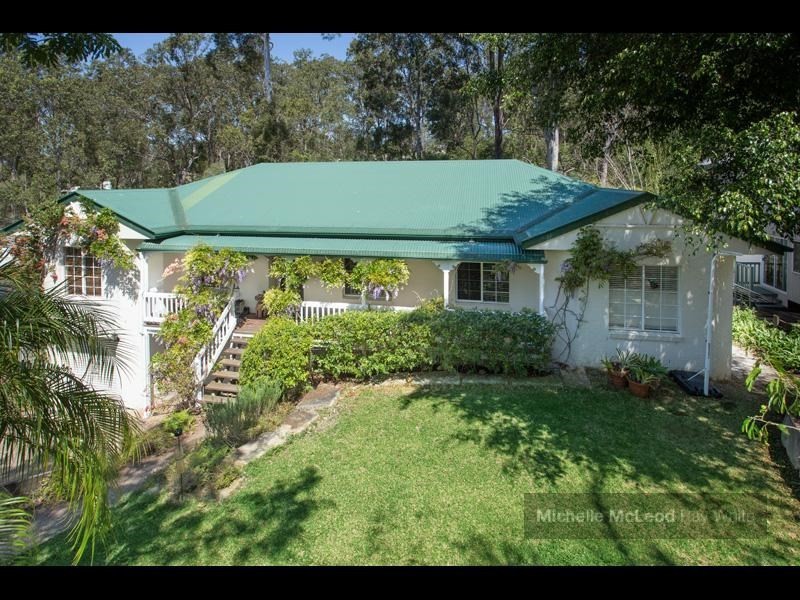 71 Maculata Drive, Chapel Hill QLD 4069