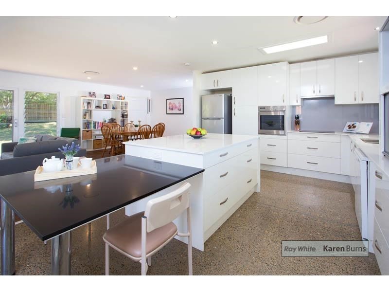 88 Kenmore Road, Kenmore QLD 4069