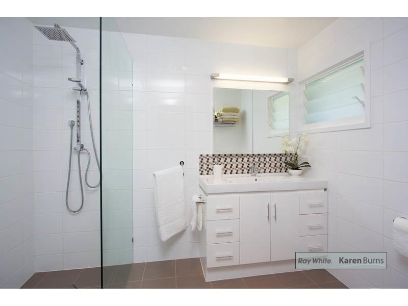 88 Kenmore Road, Kenmore QLD 4069