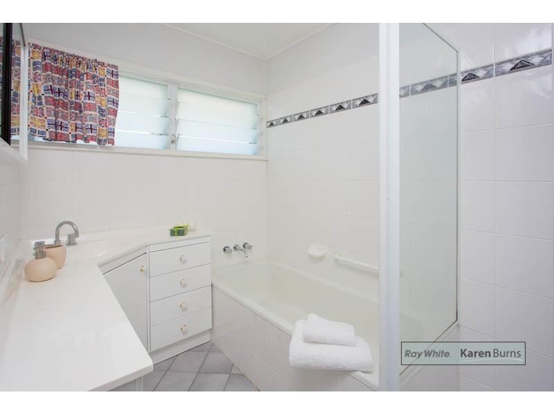 88 Kenmore Road, Kenmore QLD 4069