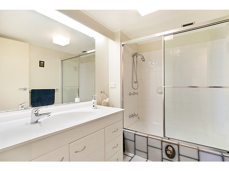 15/72 Sandford Street, St Lucia QLD 4067