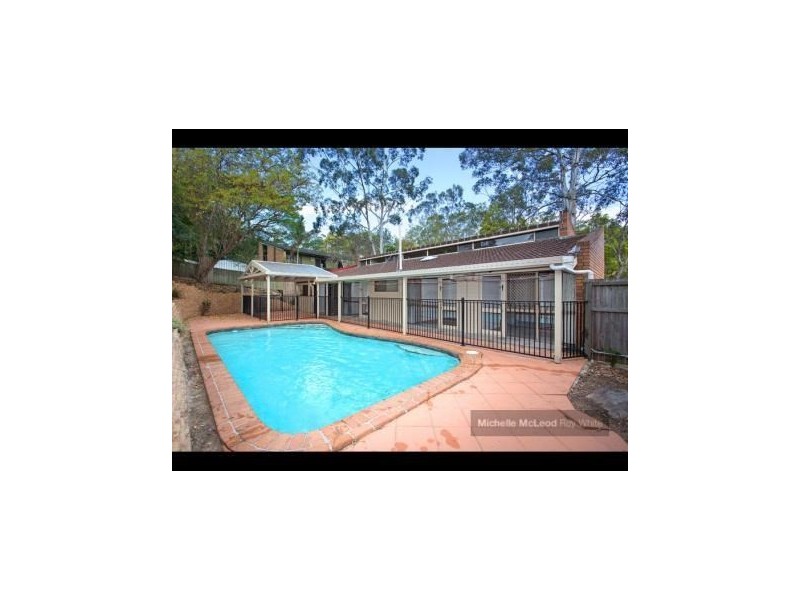 5 Marmindie Street, Chapel Hill QLD 4069