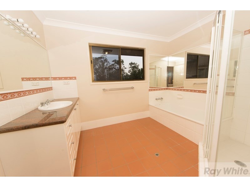 37 Baker’s Hill Place, Anstead QLD 4070