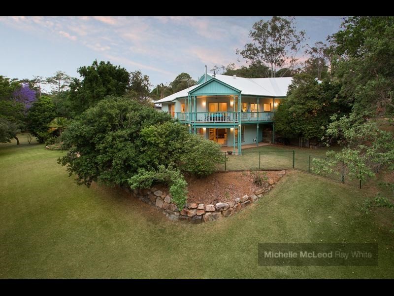 37 Shannan Place, Kenmore Hills QLD 4069
