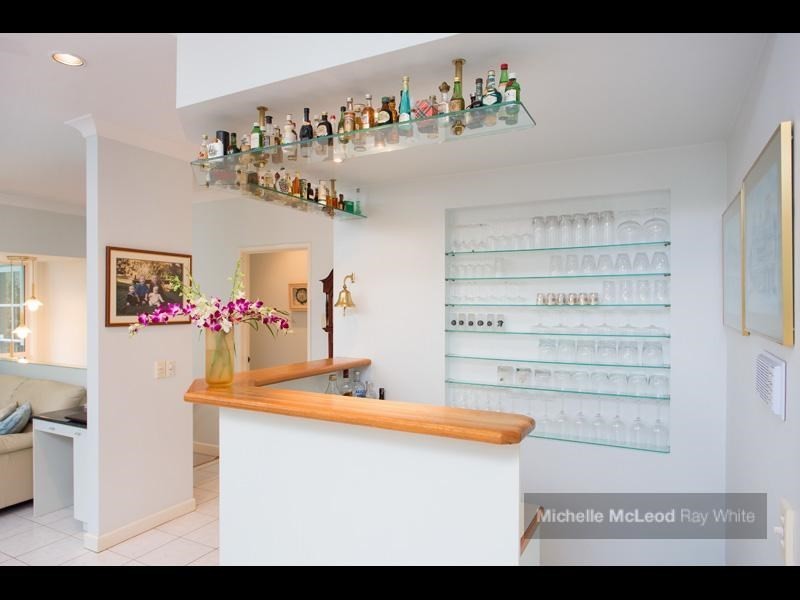 37 Shannan Place, Kenmore Hills QLD 4069