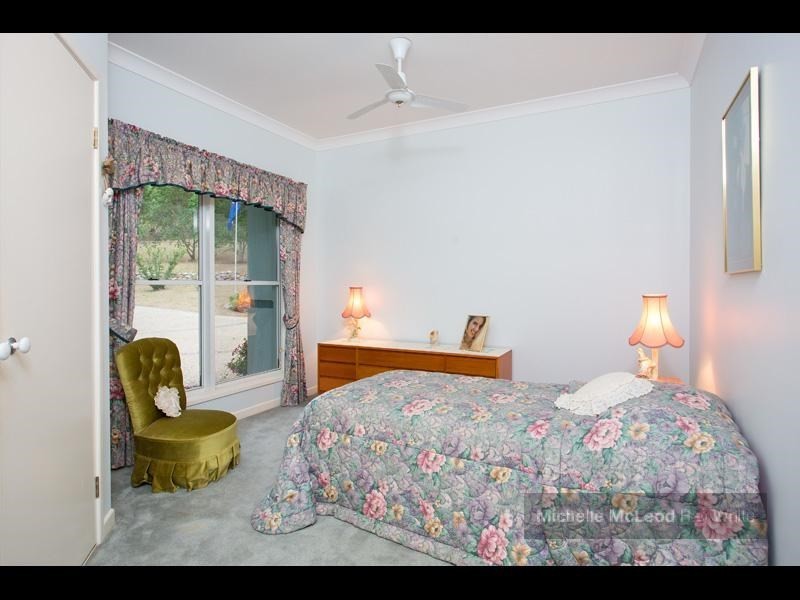 37 Shannan Place, Kenmore Hills QLD 4069