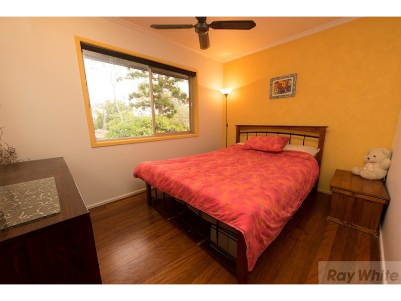 15 Foinaven Street, Kenmore QLD 4069