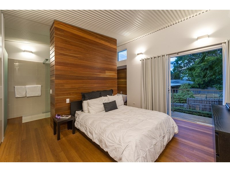 15 Lansbury Parade, Ashgrove QLD 4060