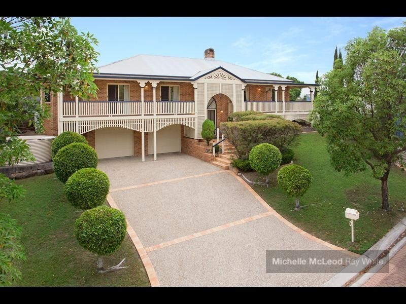 6 Goorna Close, Chapel Hill QLD 4069