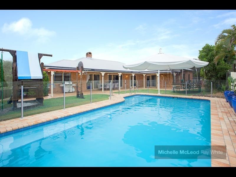 6 Goorna Close, Chapel Hill QLD 4069