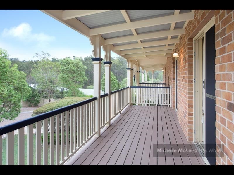 6 Goorna Close, Chapel Hill QLD 4069