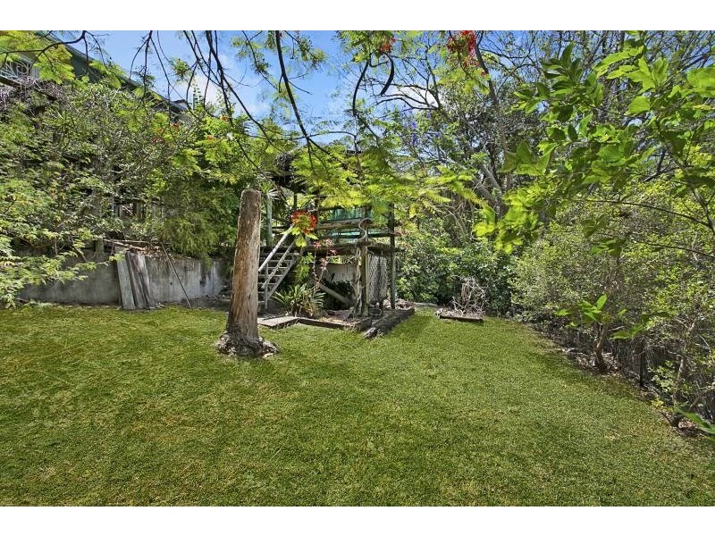 225 Taringa Parade, Taringa QLD 4068