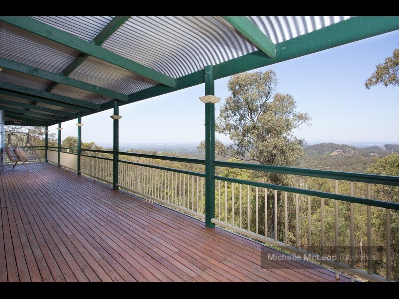 646 Haven Road, Brookfield QLD 4069