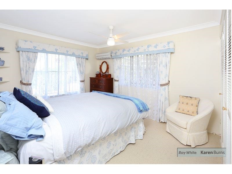 20 Cassandra Street, Chapel Hill QLD 4069