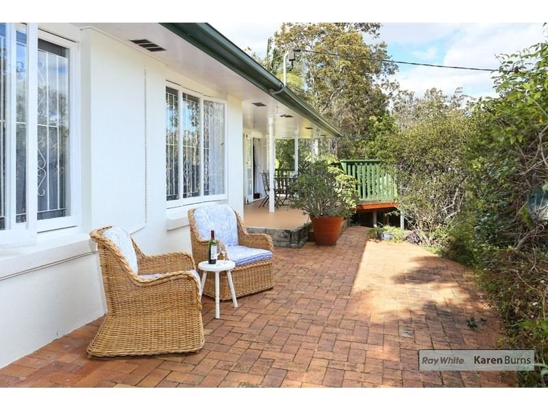 20 Cassandra Street, Chapel Hill QLD 4069