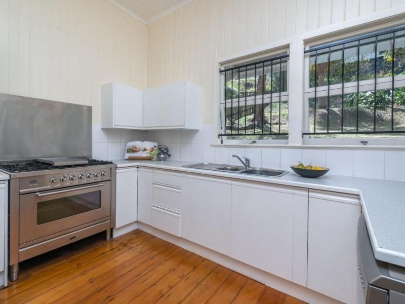 83 Munro Street, Auchenflower QLD 4066