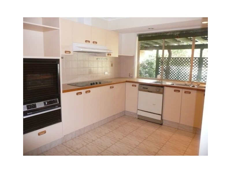 52 Tillbrook Street, Chapel Hill QLD 4069