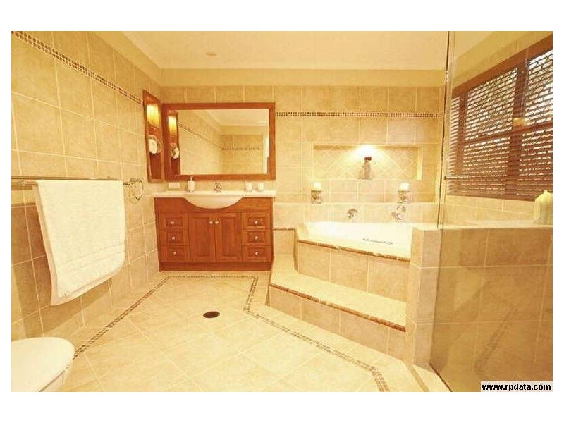 15 Sabu Court, Mcdowall QLD 4053