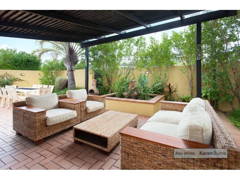 23 Gleneagle Street, Kenmore QLD 4069