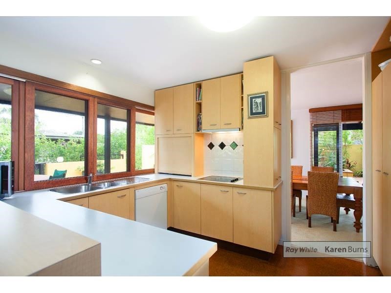 23 Gleneagle Street, Kenmore QLD 4069