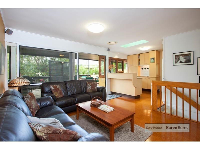 23 Gleneagle Street, Kenmore QLD 4069