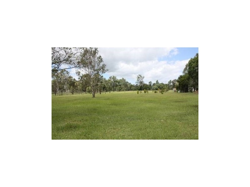 13-23 Smailes Road, North Maclean QLD 4280