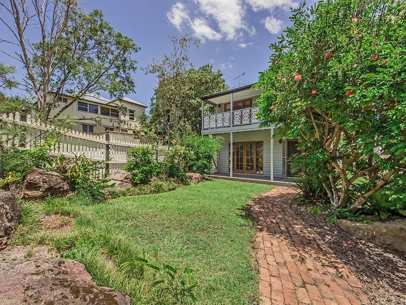 34 Broomfield Street, Taringa QLD 4068