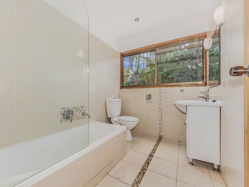 18 Mandalay Street,, Fig Tree Pocket QLD 4069