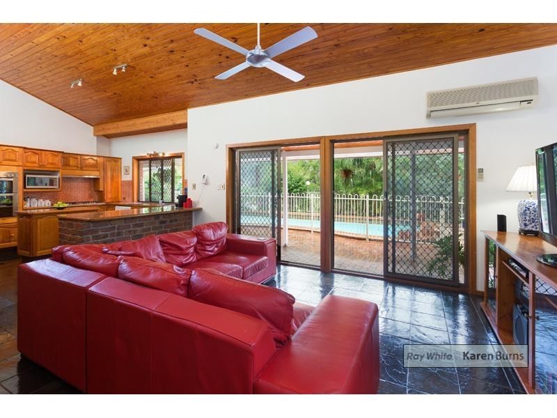 158 Greentrees Avenue, Kenmore Hills QLD 4069