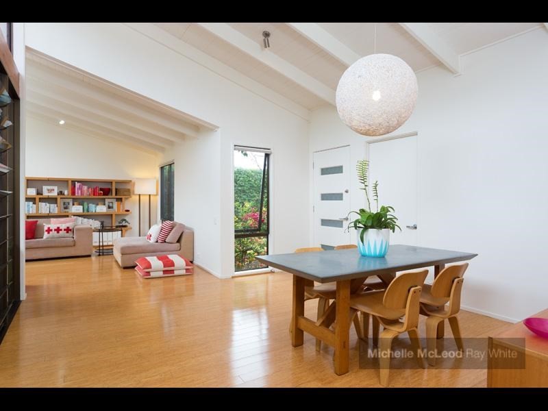 25 Merrilyn Street, Chapel Hill QLD 4069