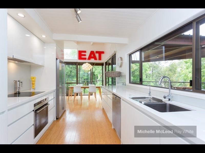 25 Merrilyn Street, Chapel Hill QLD 4069