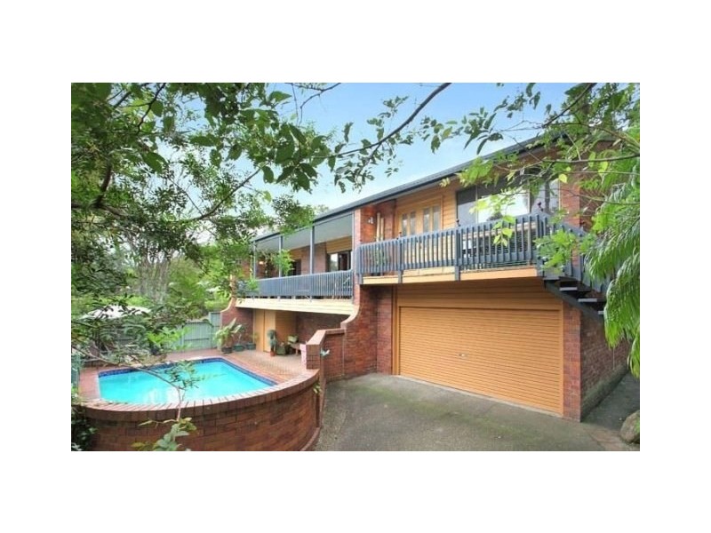 11 Wyndarra Street, Kenmore QLD 4069