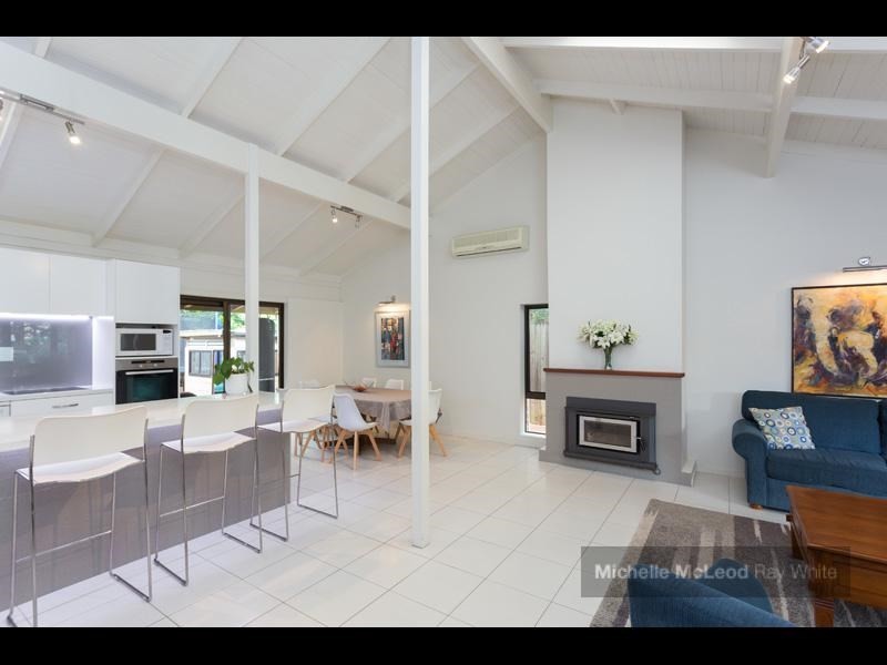 5 Minno Street, Chapel Hill QLD 4069