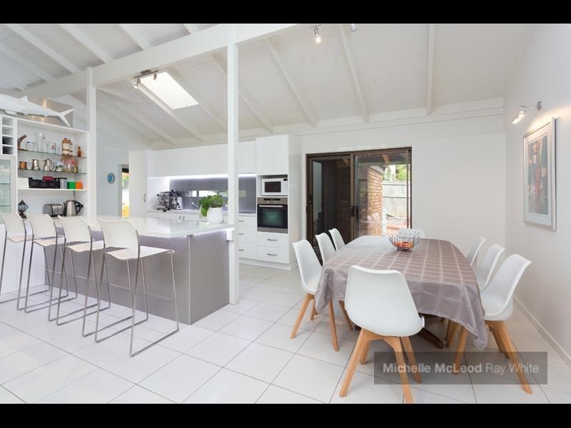 5 Minno Street, Chapel Hill QLD 4069