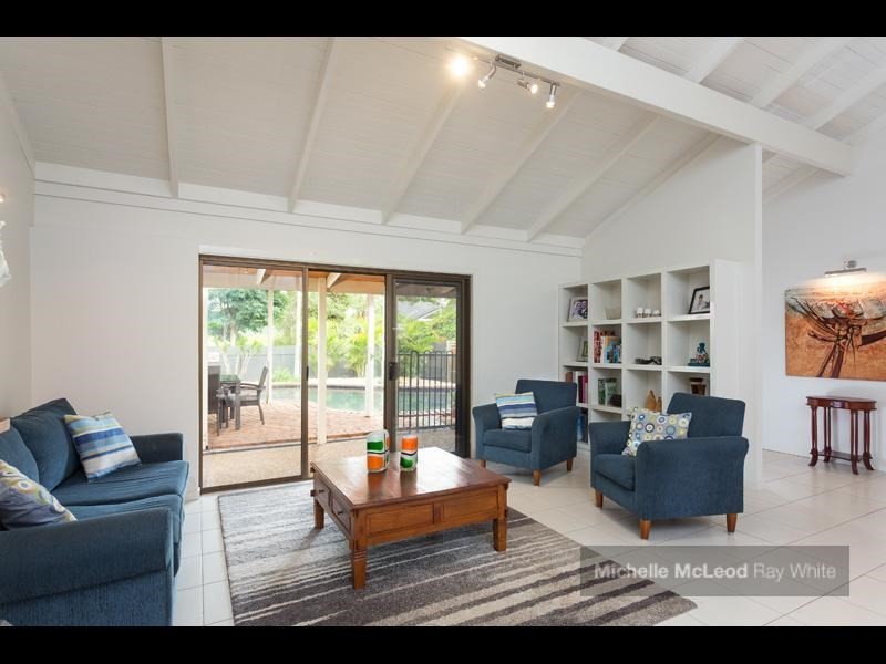 5 Minno Street, Chapel Hill QLD 4069